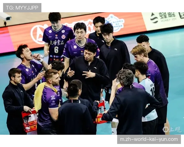 上海光明男排两战全胜居D组第一 武弸智戴卿尧撑起进攻端